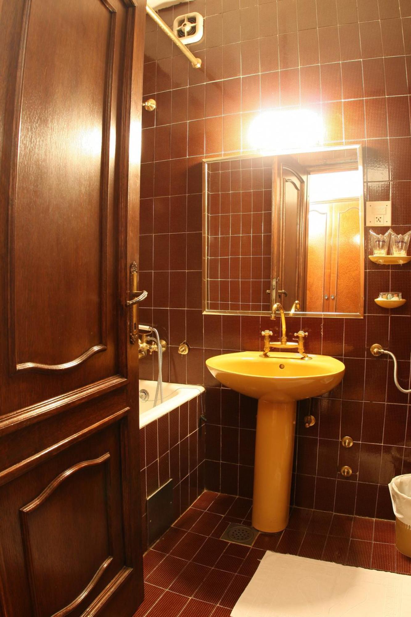 Hotel Grand Valjevo Ngoại thất bức ảnh