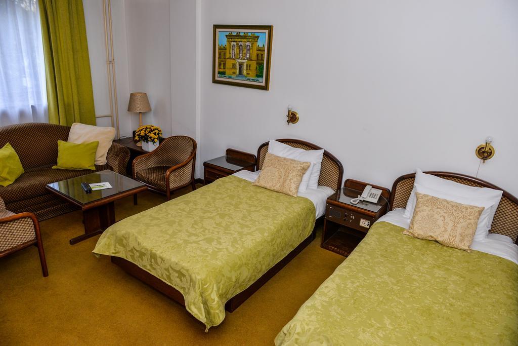 Hotel Grand Valjevo Ngoại thất bức ảnh