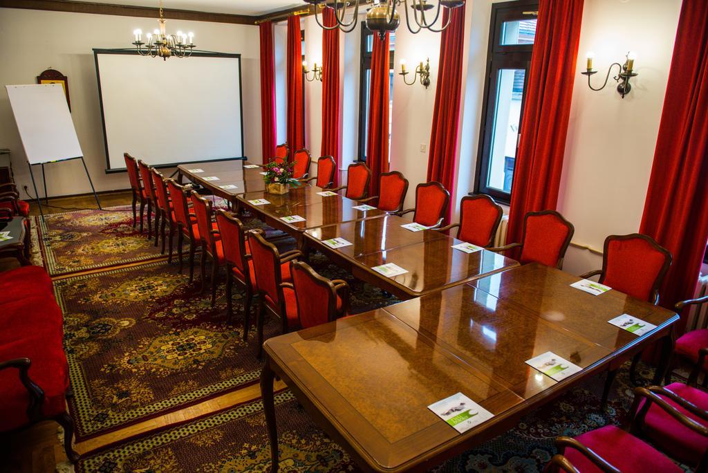 Hotel Grand Valjevo Ngoại thất bức ảnh