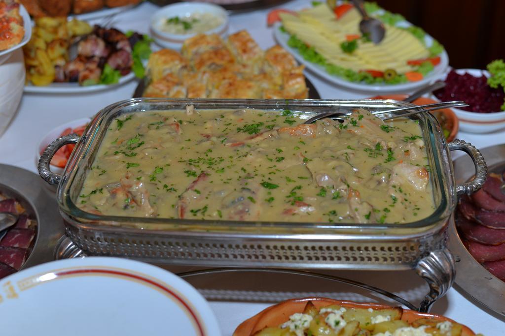 Hotel Grand Valjevo Ngoại thất bức ảnh