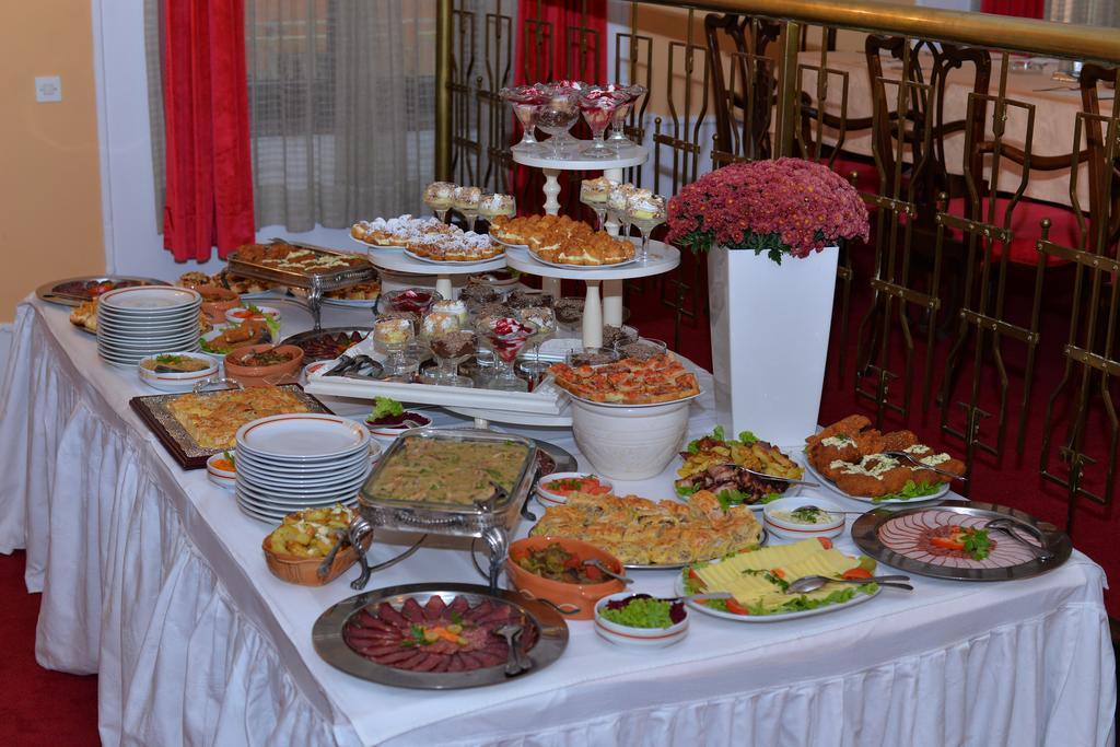 Hotel Grand Valjevo Ngoại thất bức ảnh