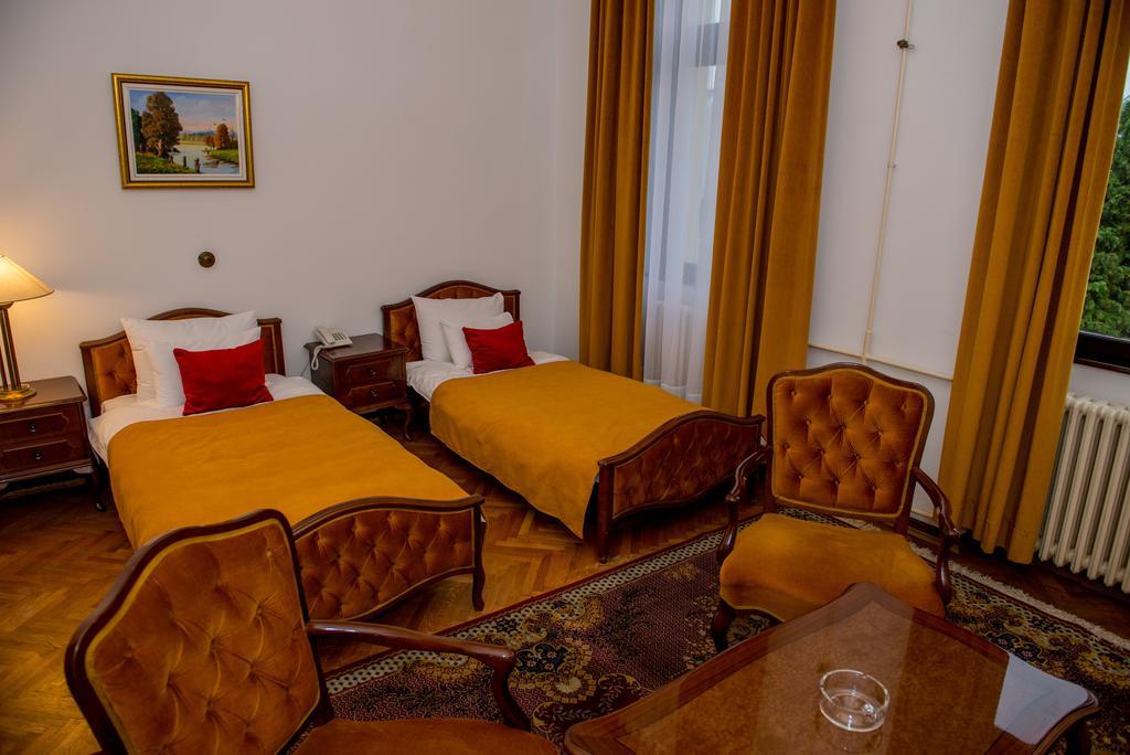 Hotel Grand Valjevo Ngoại thất bức ảnh